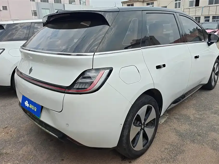 Baojun Yunduo — фото 9