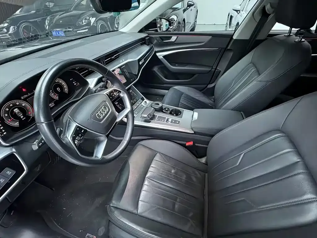 Audi A7 — фото 10