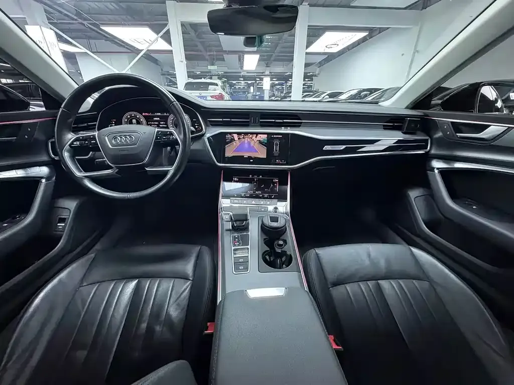 Audi A7 — фото 7