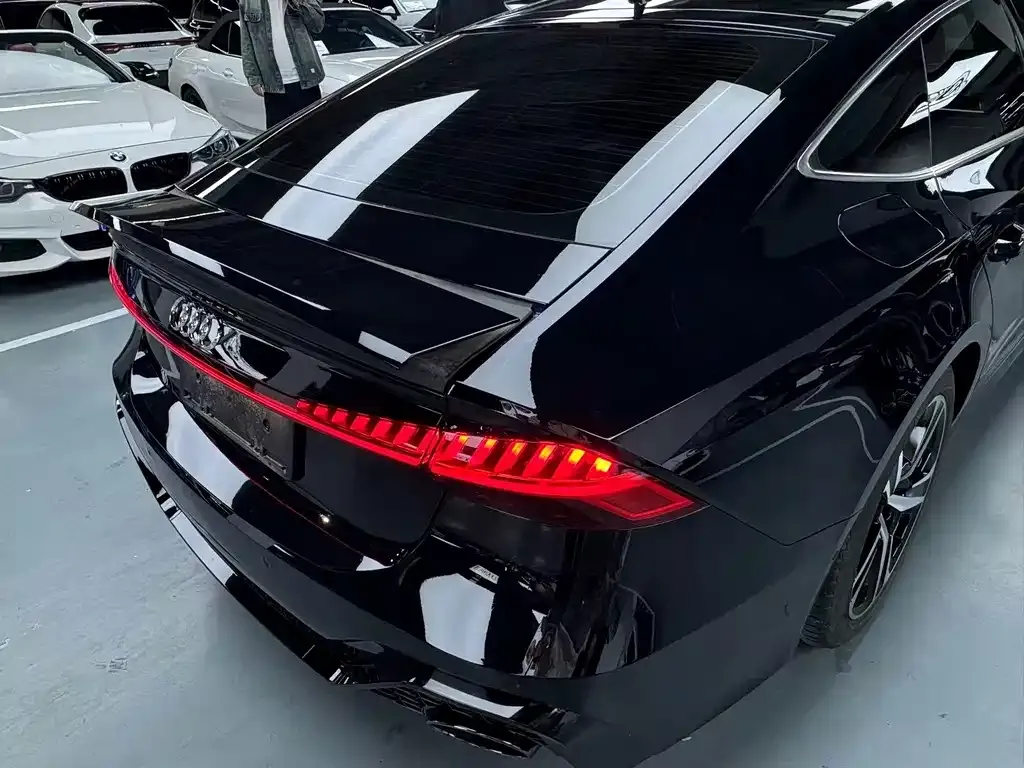 Audi A7 — фото 2