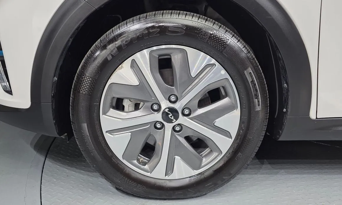 Kia Niro — фото 10