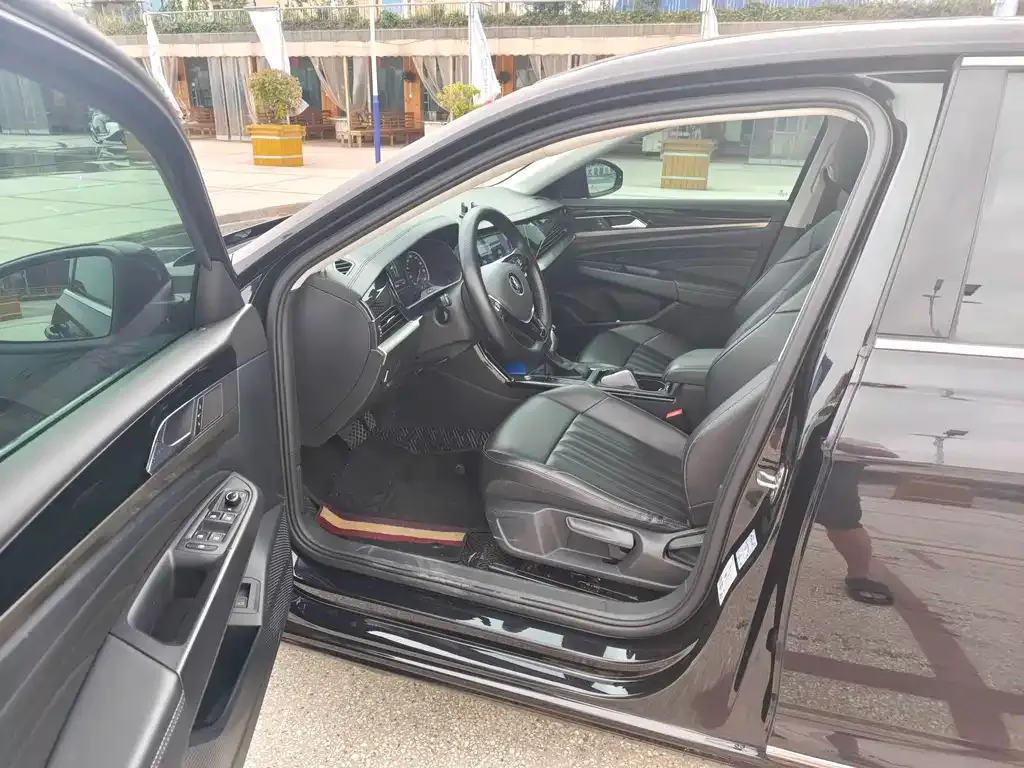 Volkswagen Passat — фото 2
