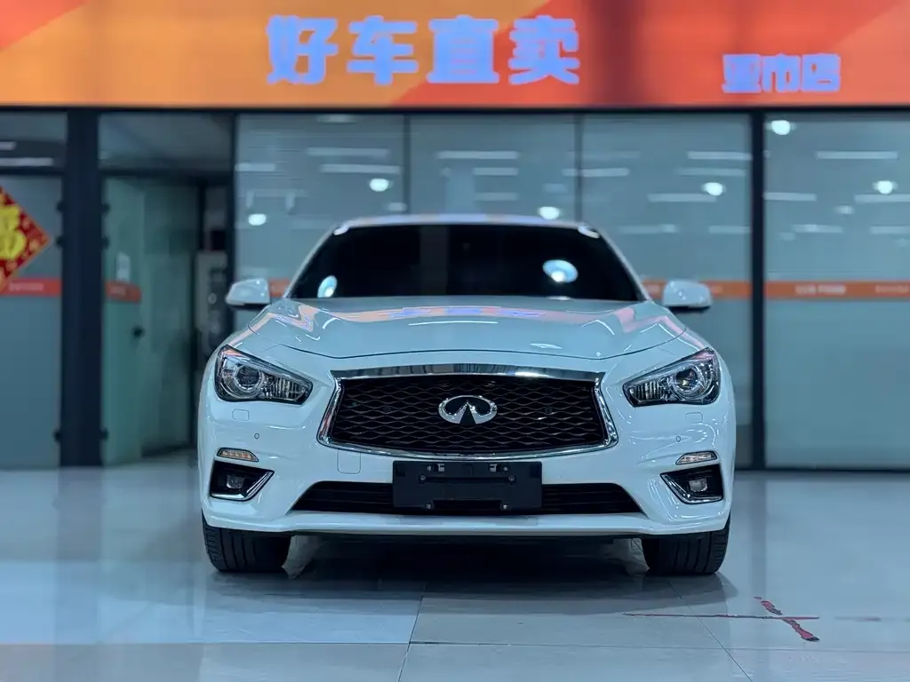 Infiniti Q50L — фото 4