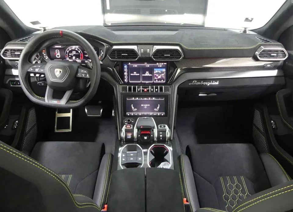 Lamborghini Urus — фото 5