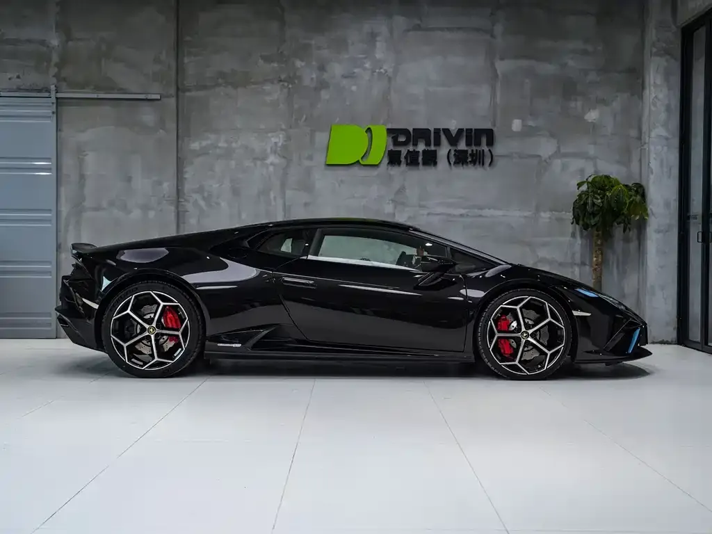 Lamborghini Huracan — фото 2