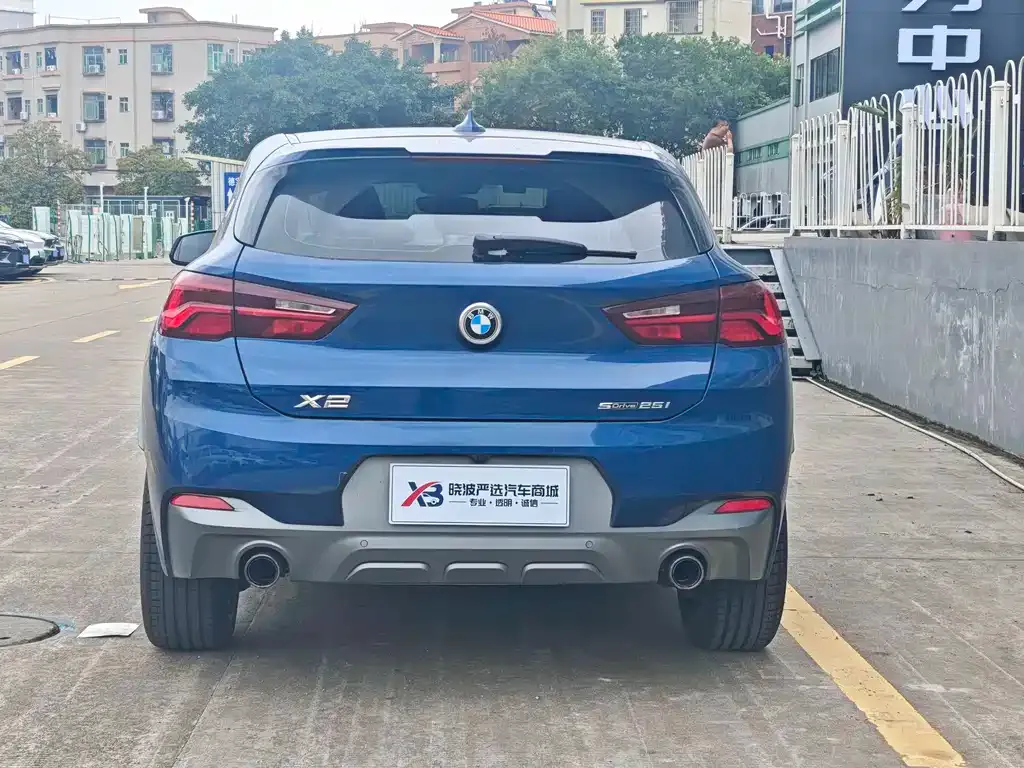 BMW X2 — фото 10