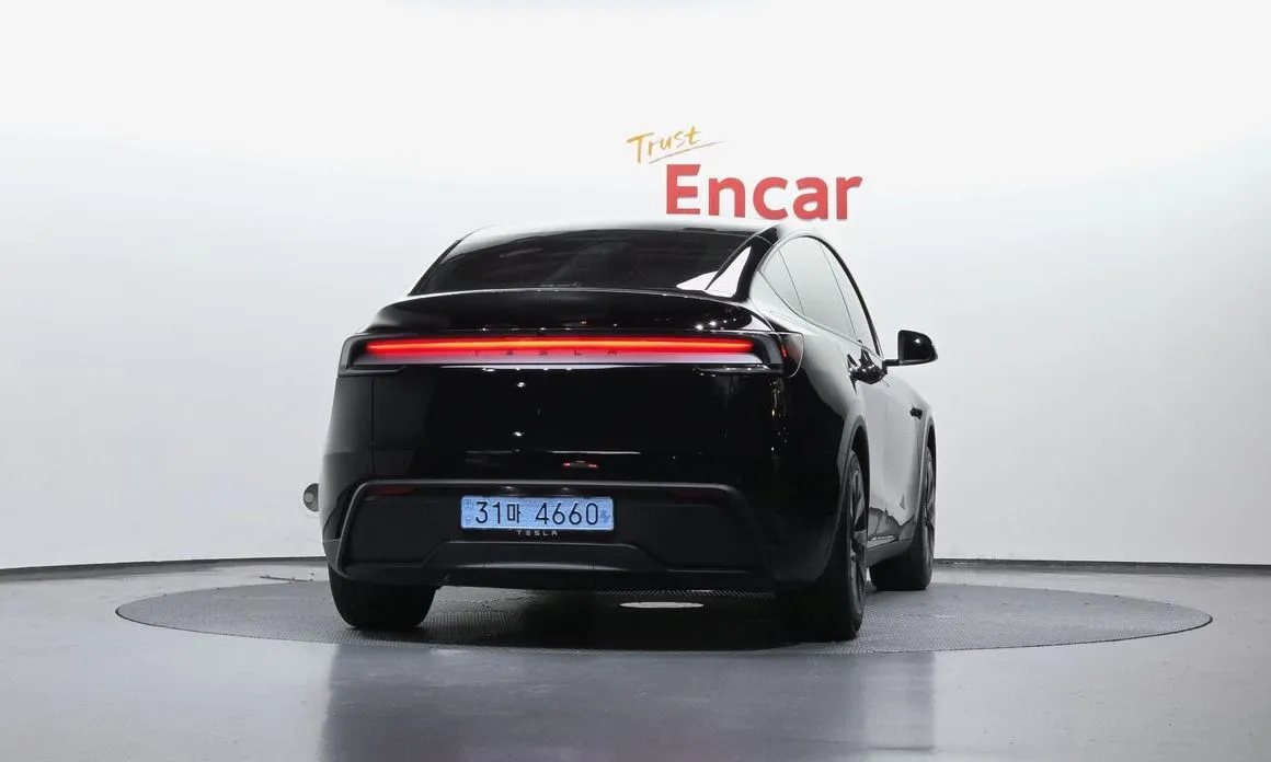 Tesla Model Y — фото 4