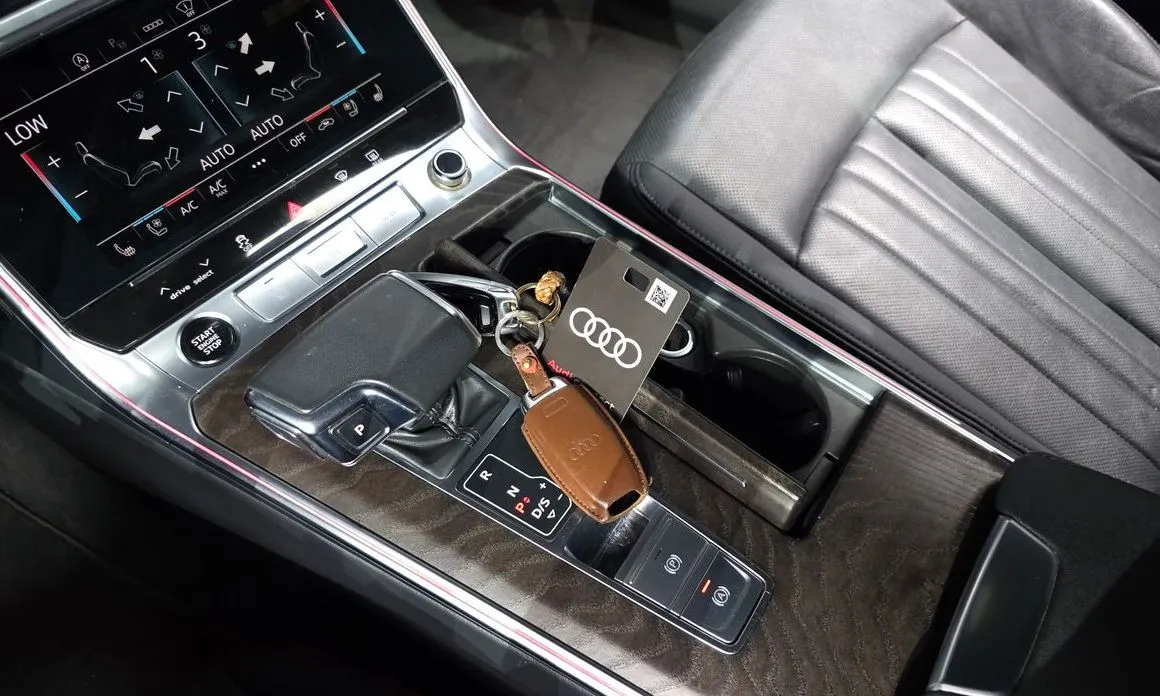 Audi A6 — фото 5