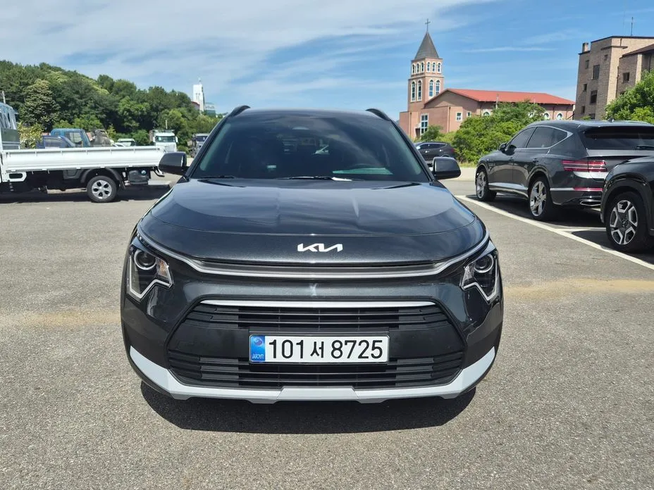Kia Niro — фото 1
