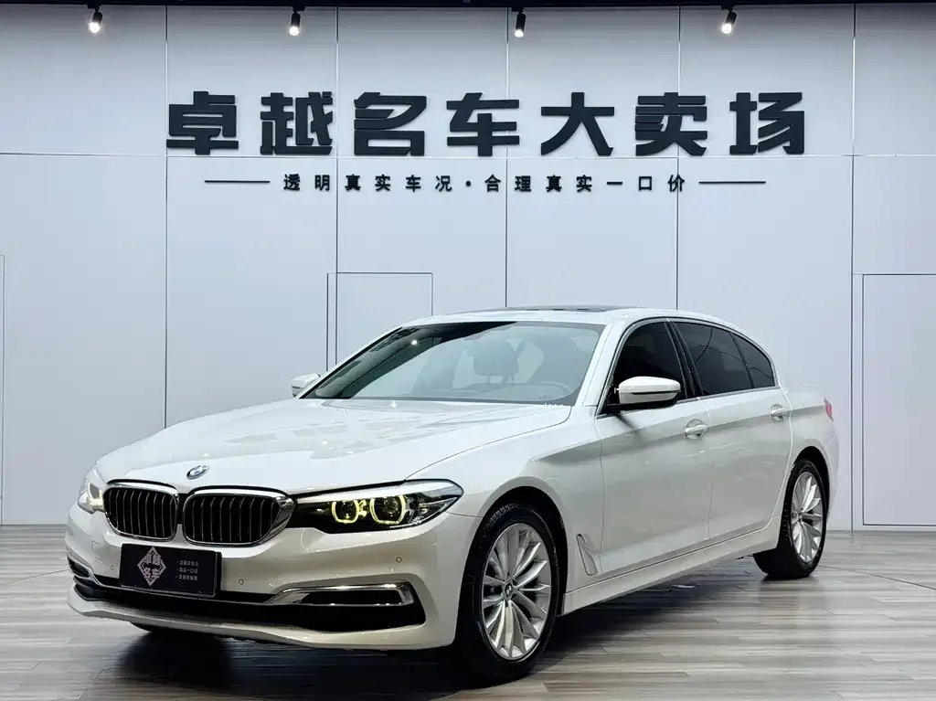 BMW 5 Series — фото 1