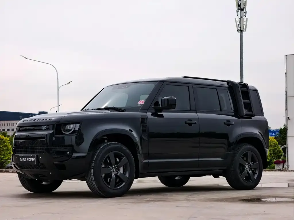 Land Rover Defender — фото 1
