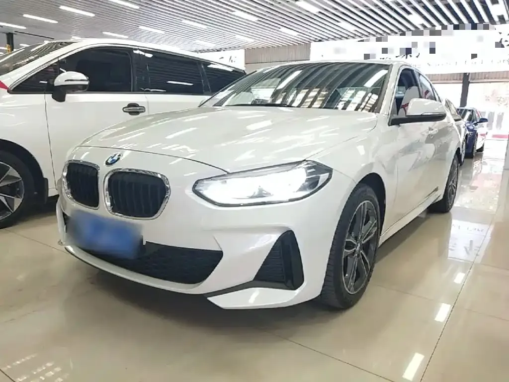 BMW 1 Series — фото 1