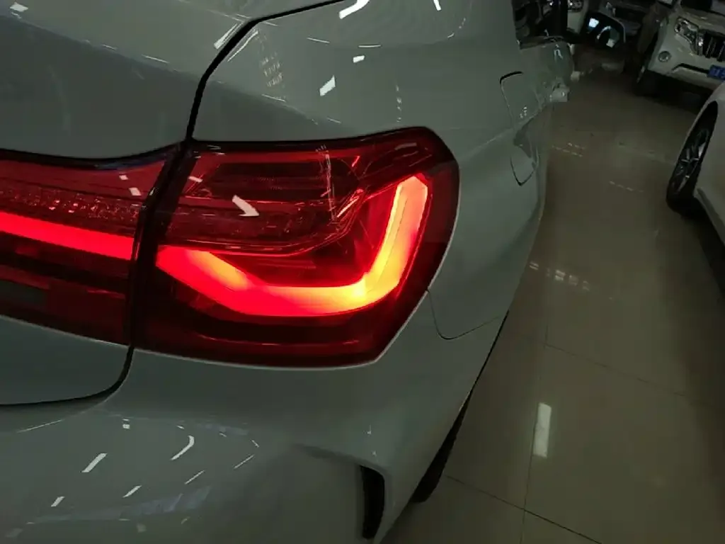 BMW 1 Series — фото 2