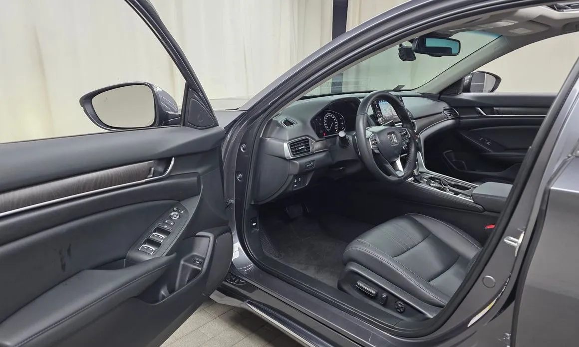 Honda Accord — фото 6