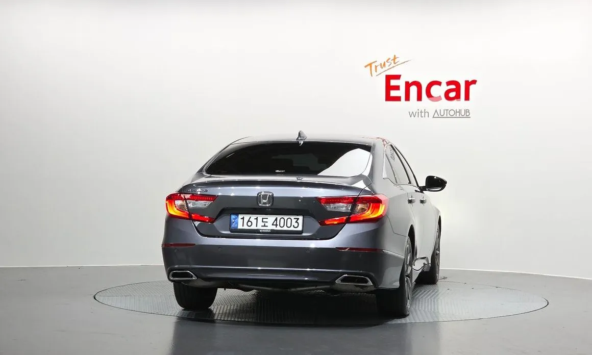 Honda Accord — фото 4