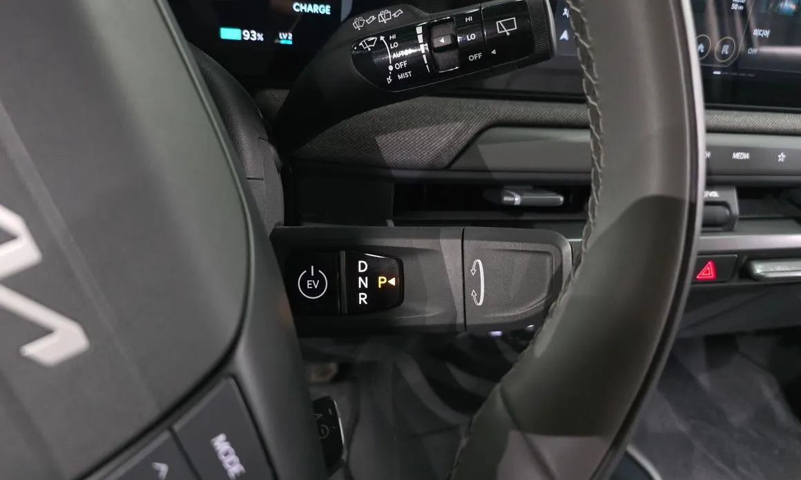 Kia EV3 — фото 2