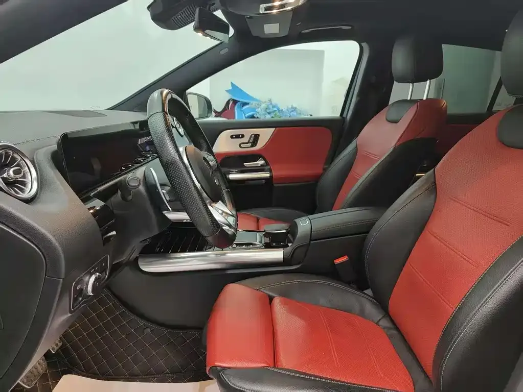 Mercedes-Benz GLA AMG — фото 8