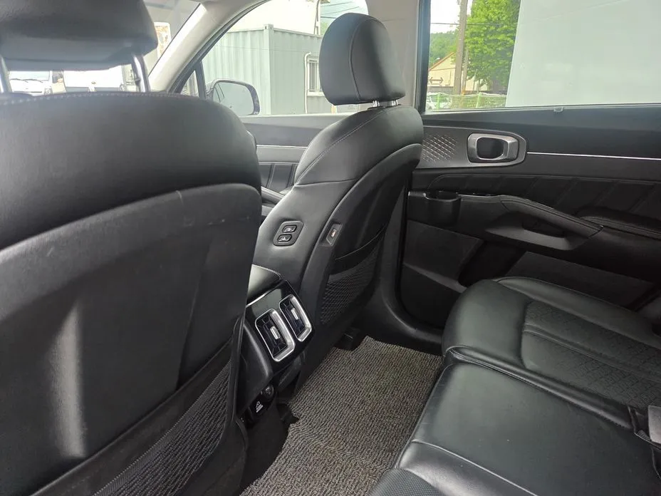 Kia Sorento — фото 5