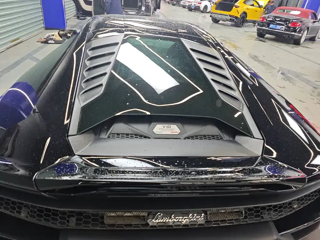 Lamborghini Huracan — фото 8