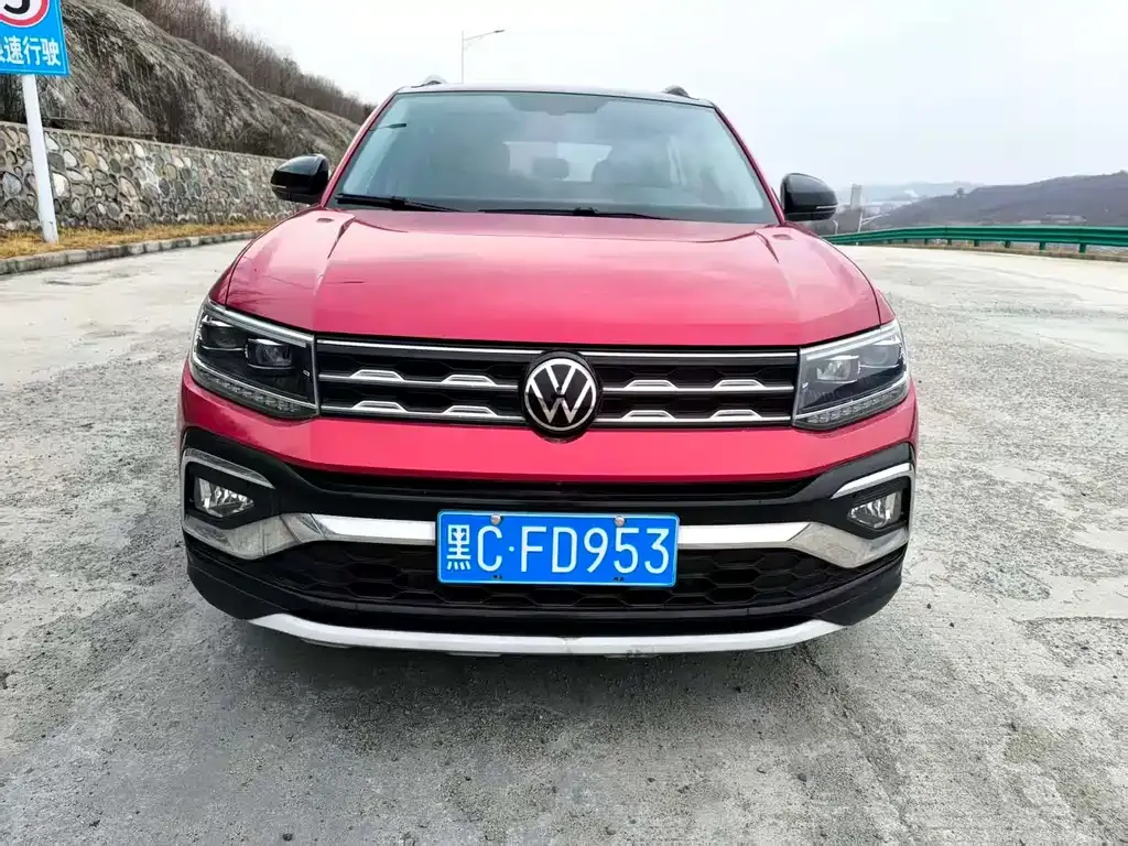 Volkswagen T-Cross — фото 4