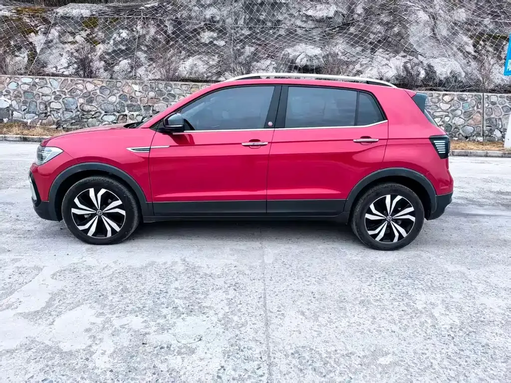 Volkswagen T-Cross — фото 9