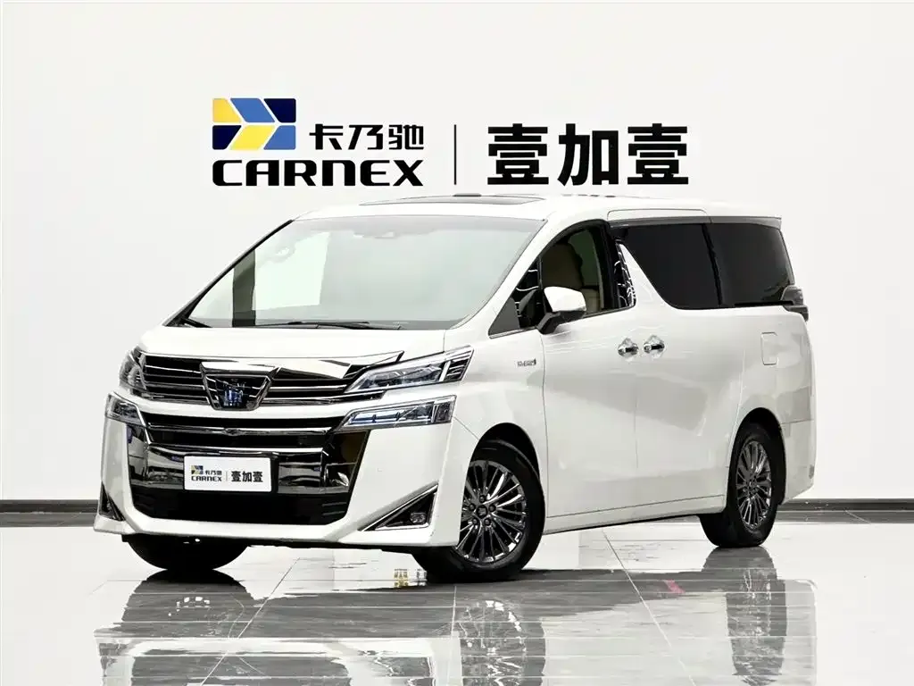 Toyota Vellfire — фото 1