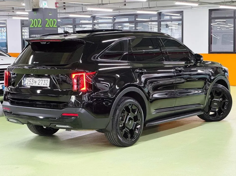 Kia Sorento — фото 5