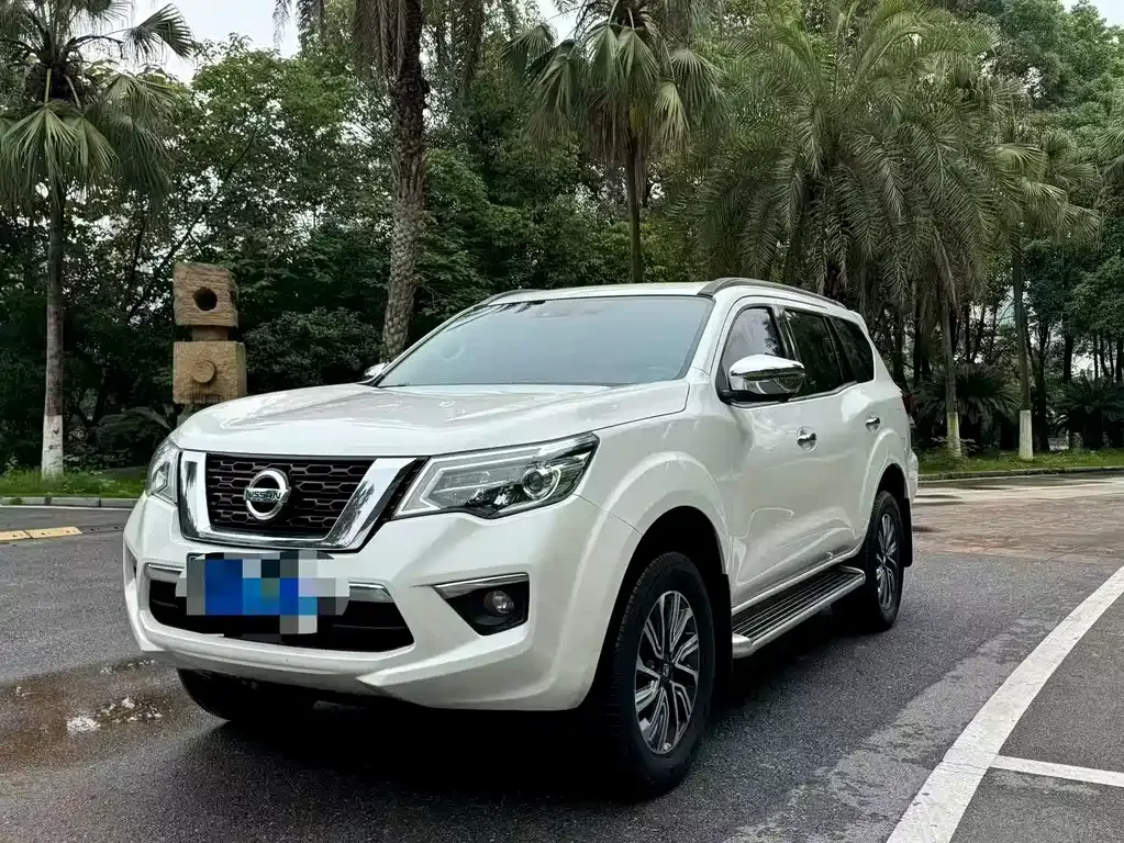 Nissan Terra — фото 1