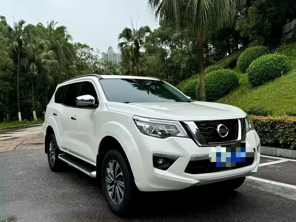 Nissan Terra — фото 3