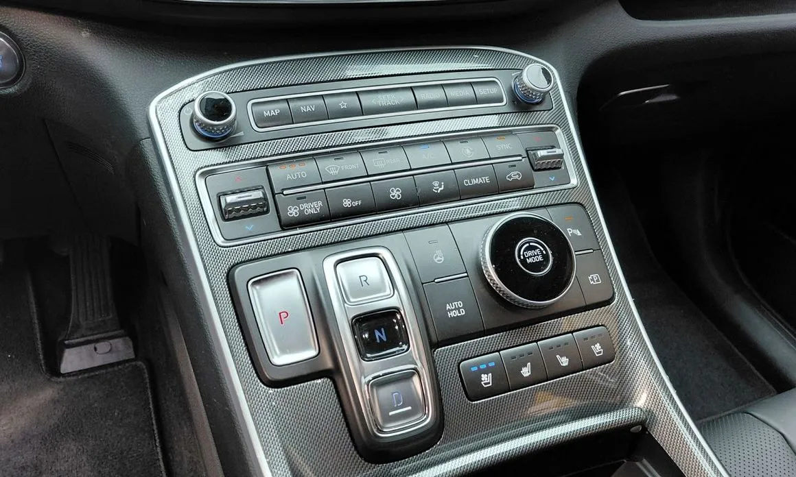 Hyundai Santafe — фото 3