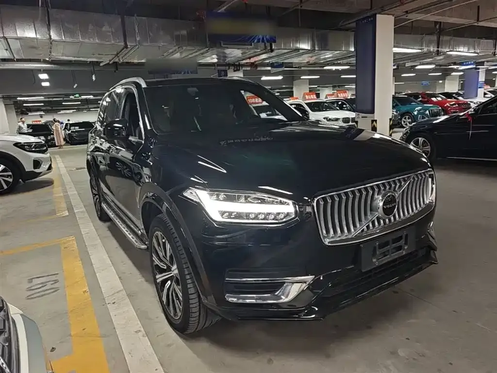 Volvo XC90 — фото 7