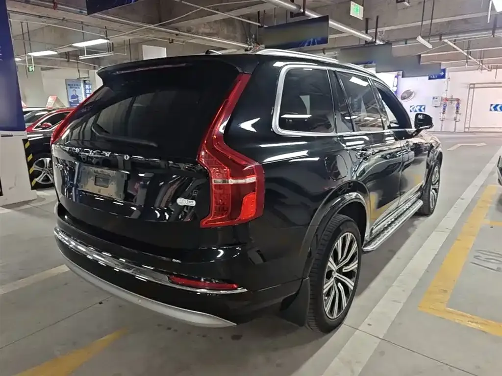 Volvo XC90 — фото 3