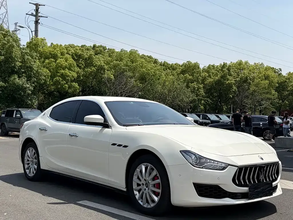 Maserati Ghibli — фото 6