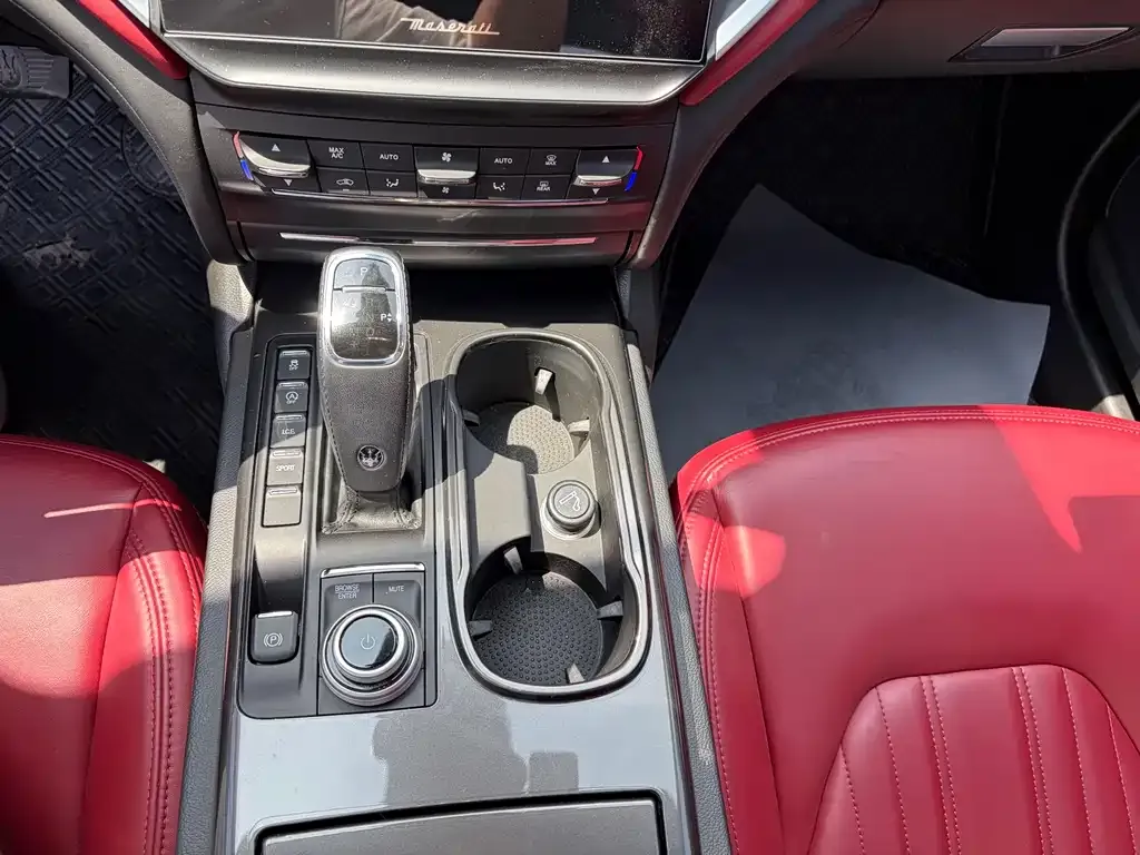 Maserati Ghibli — фото 5
