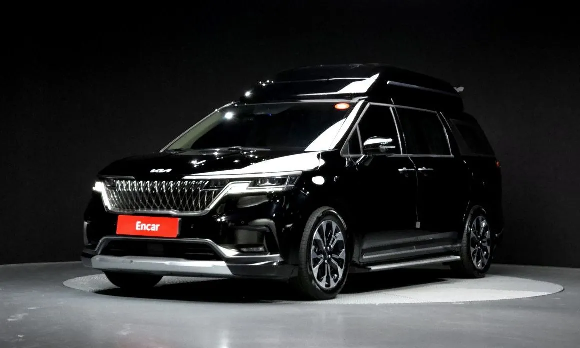 Kia Carnival — фото 1