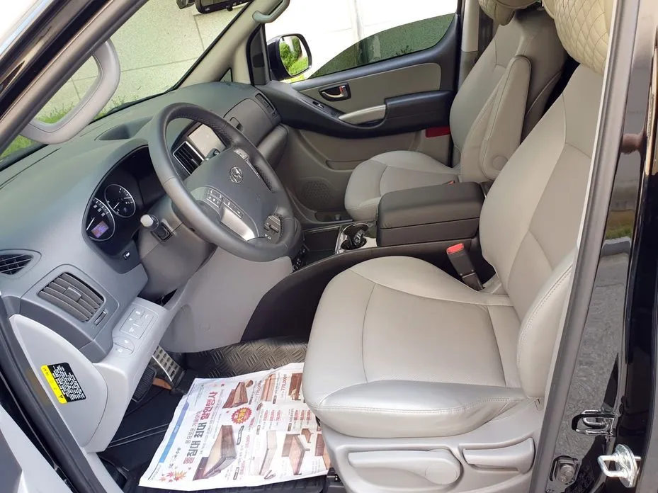 Hyundai Starex — фото 10