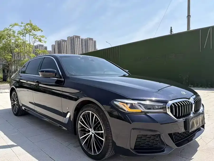 BMW 5 Series — фото 3