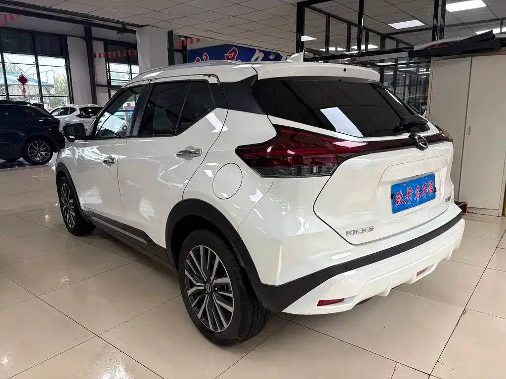 Nissan Kicks — фото 4