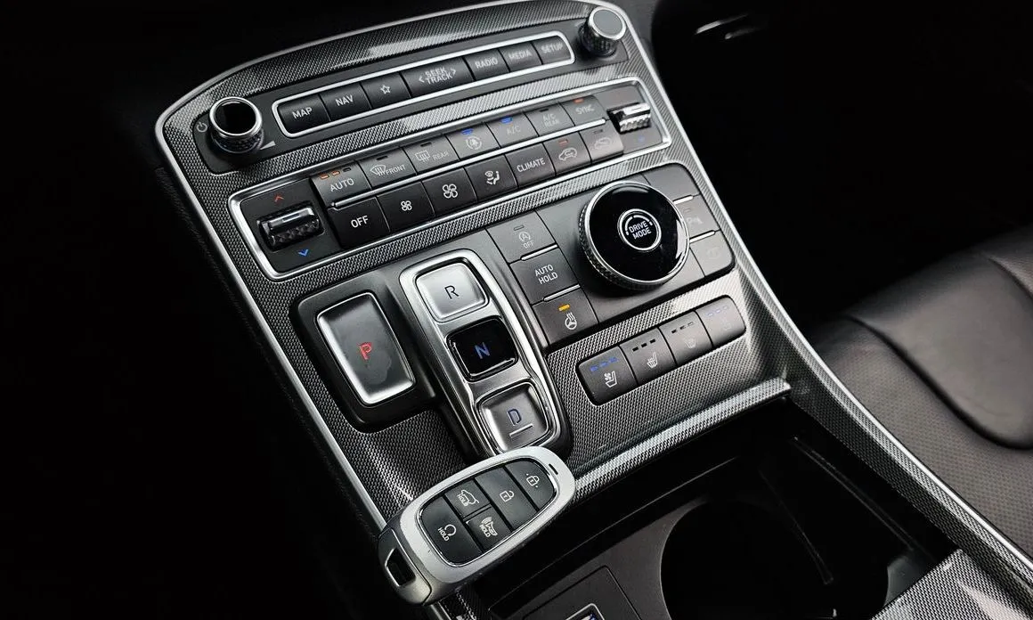 Hyundai Santafe — фото 9