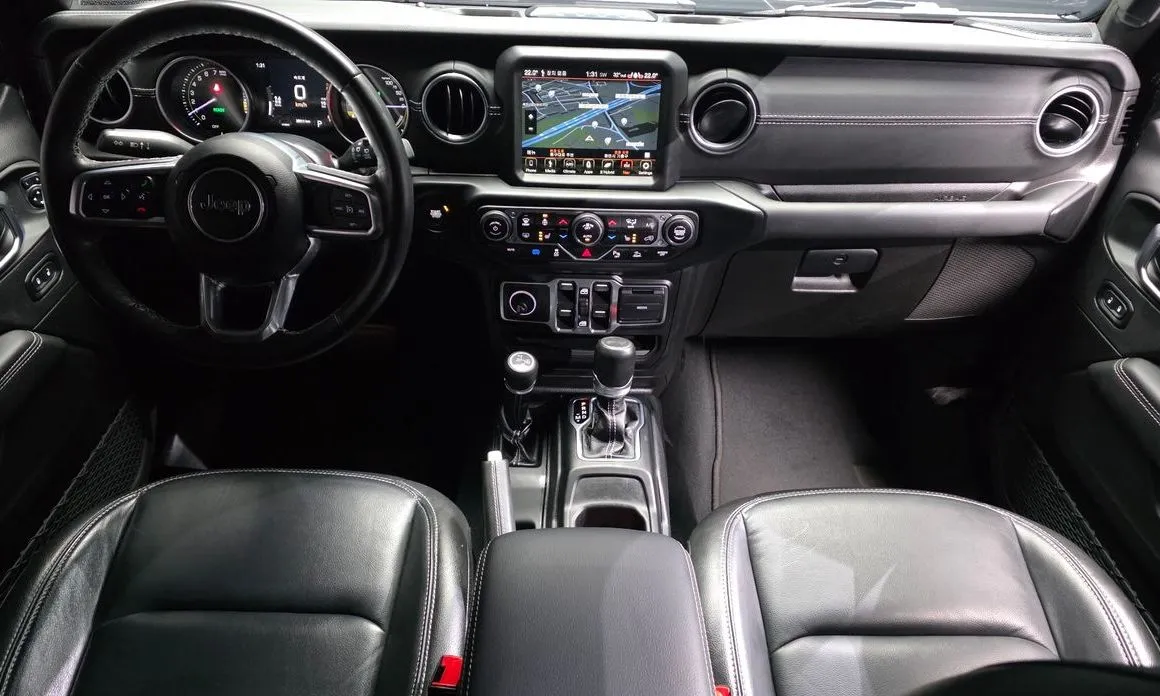Jeep Wrangler — фото 4