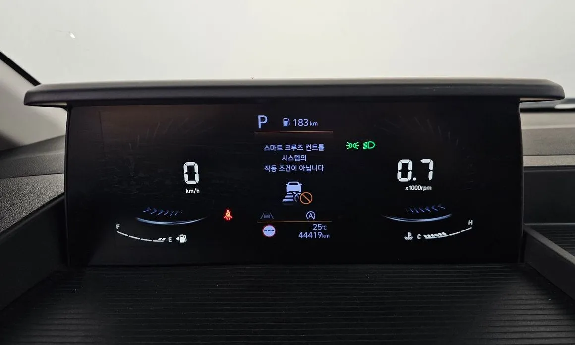 Hyundai Staria — фото 2
