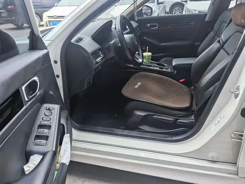 Honda Civic — фото 8