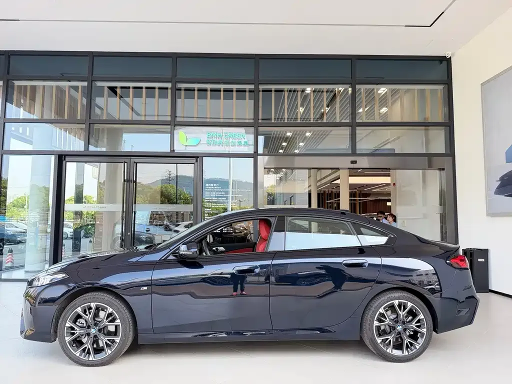 BMW 2 Series — фото 4