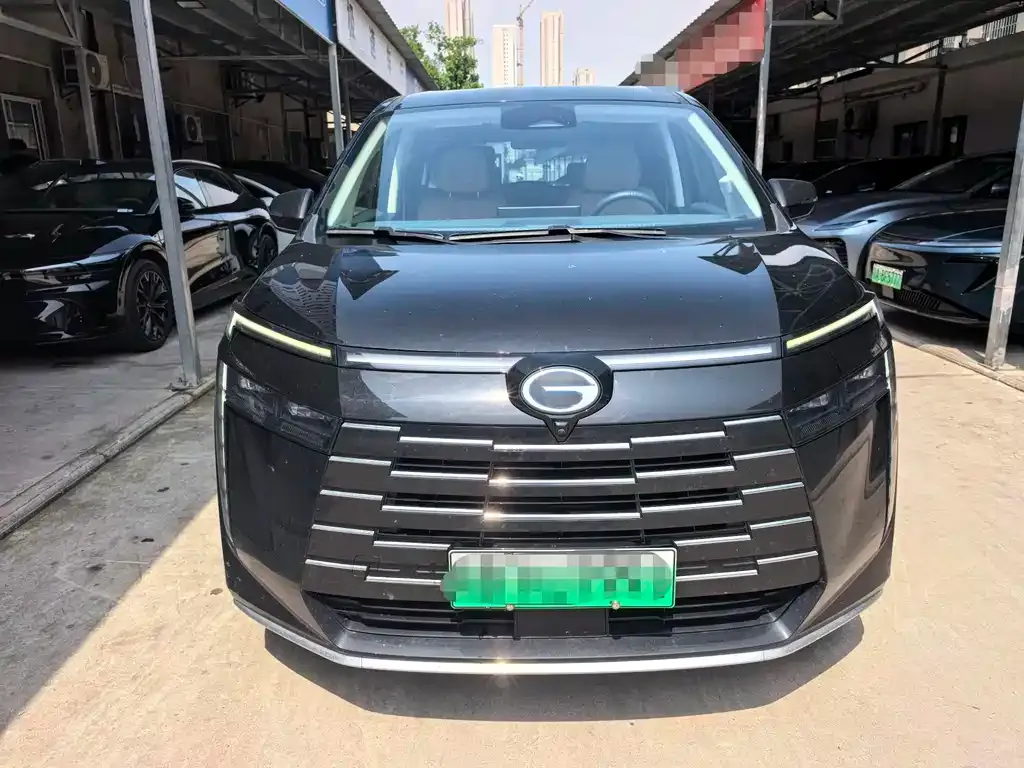 GAC Motor 传祺E8 PHEV — фото 3