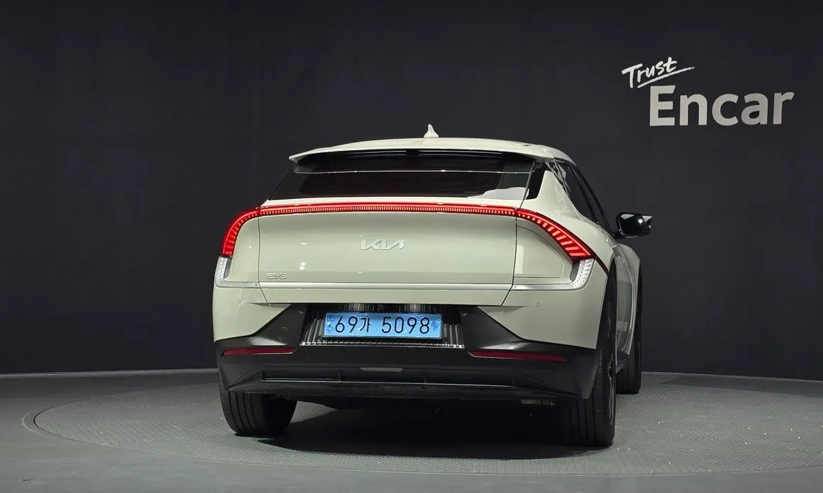 Kia EV6 — фото 4