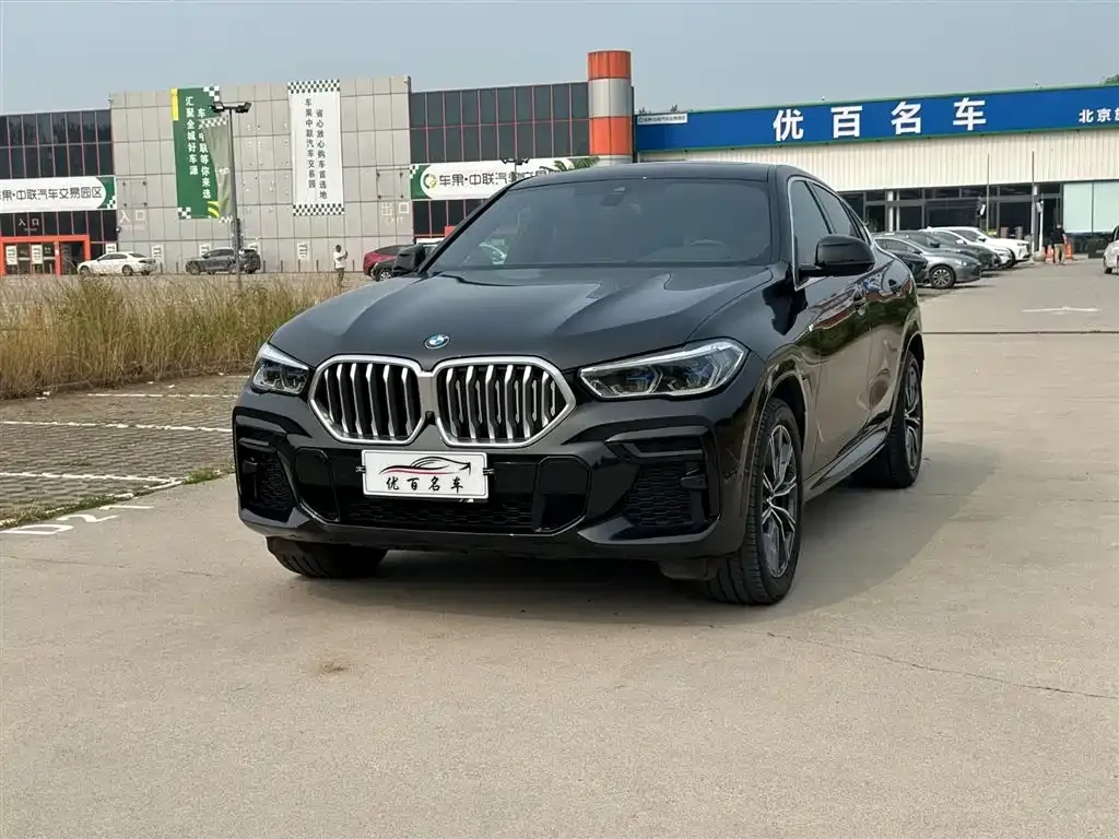BMW X6 — фото 1