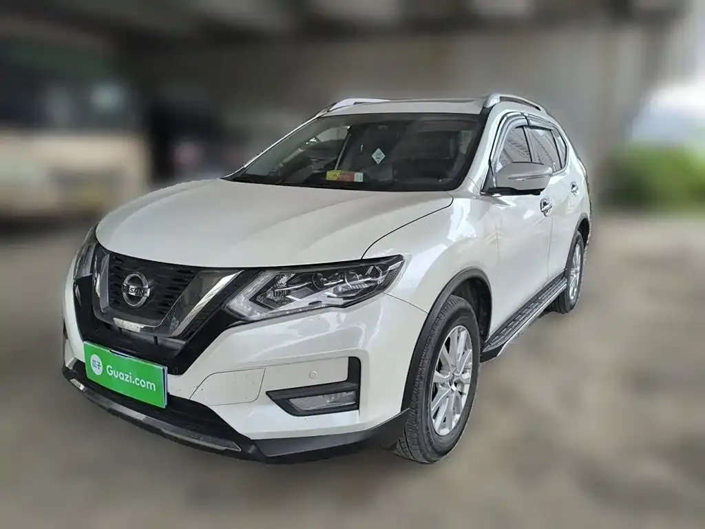 Nissan X-Trail — фото 1