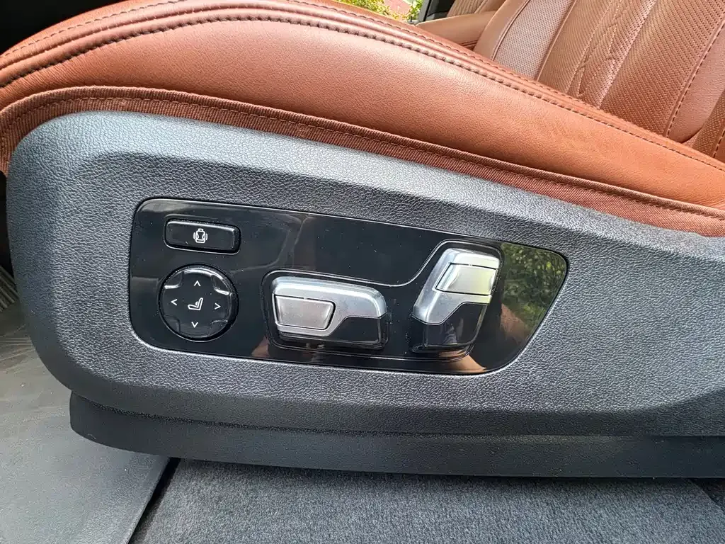 BMW X5 (Import) — фото 9