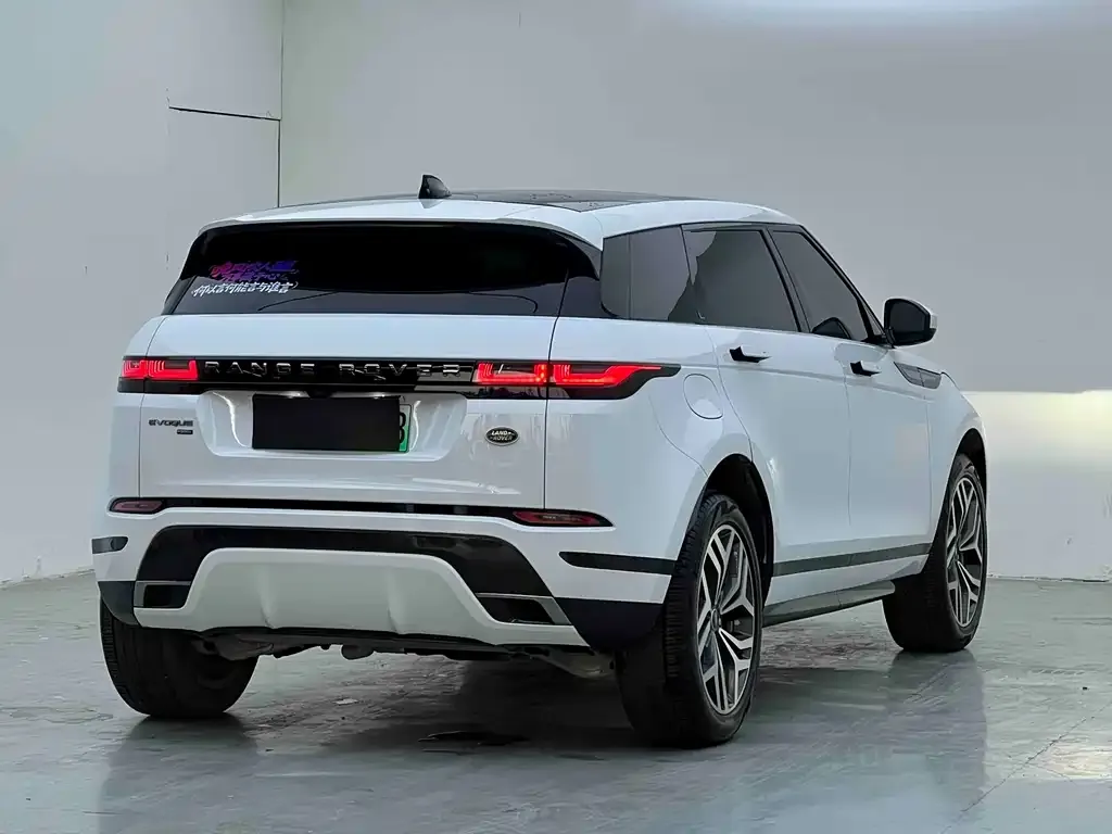 Land Rover Evoque PHEV — фото 3