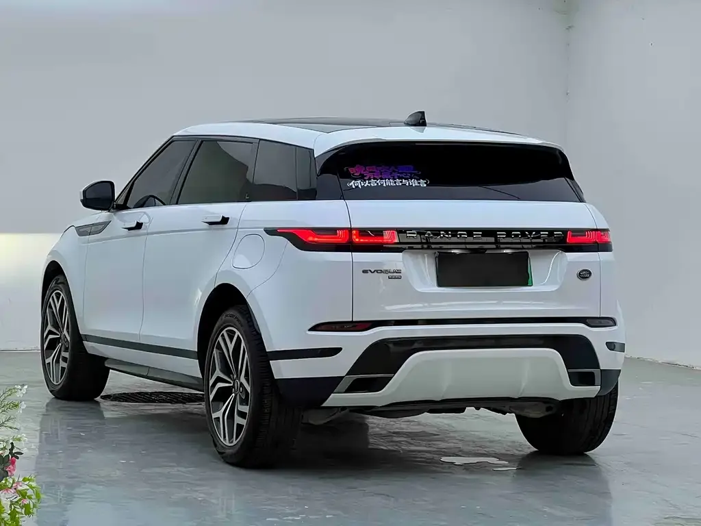 Land Rover Evoque PHEV — фото 7